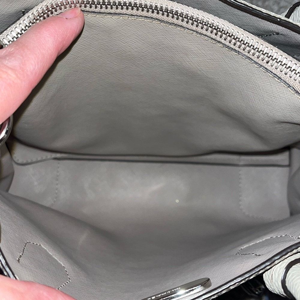 Michael Kors Large Mercer Grey Pebbled Leather Satchel - Picture 9 of 10